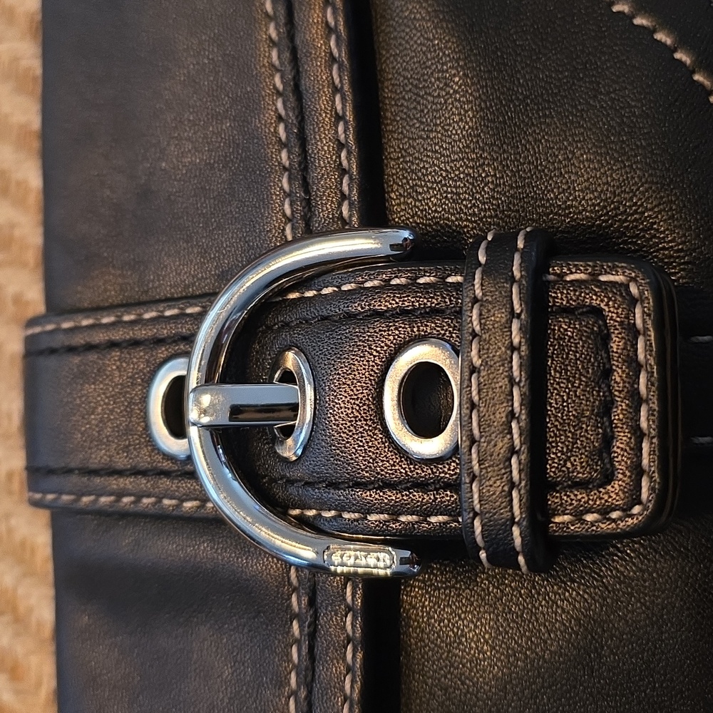 Coach Vintage Black Wristlet with Silver Buckle - Picture 9 of 10